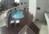 Piscina sob Deck